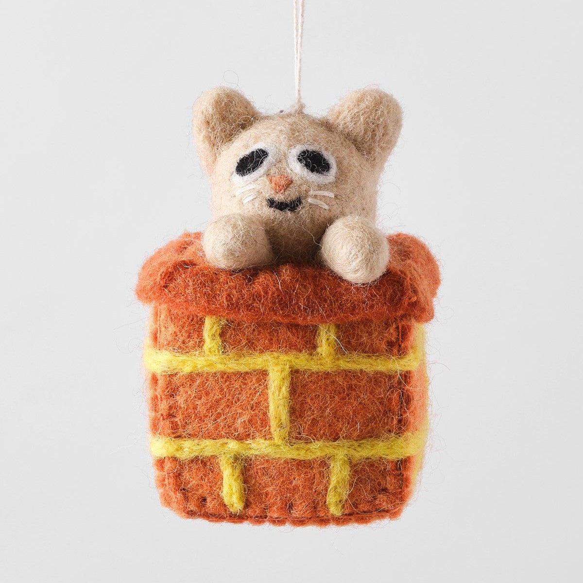 Simba Cat in Chimney - Wrap Felt Decoration